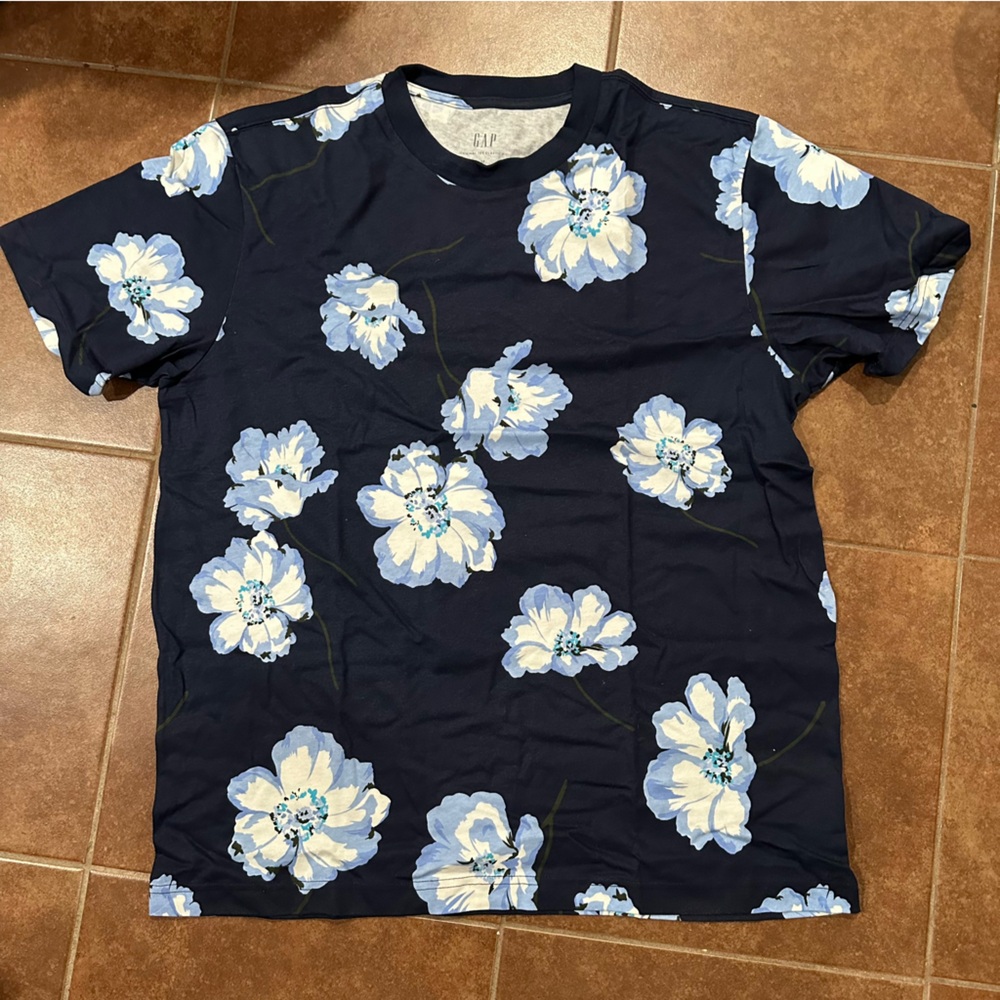 GAP Floral T-Shirt